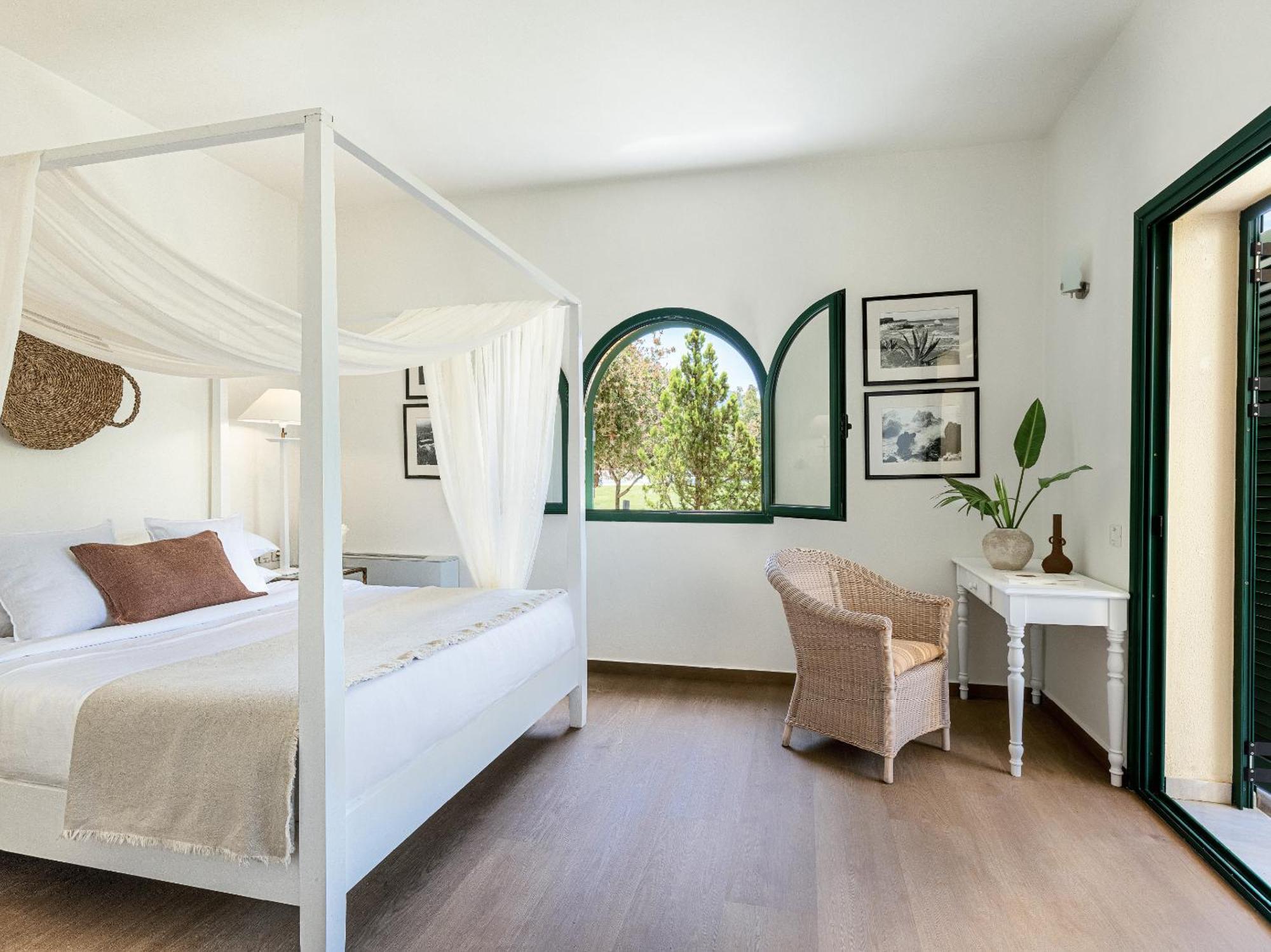 Grecotel Luxme Costa Botanica Otel Acharavi (Corfu)